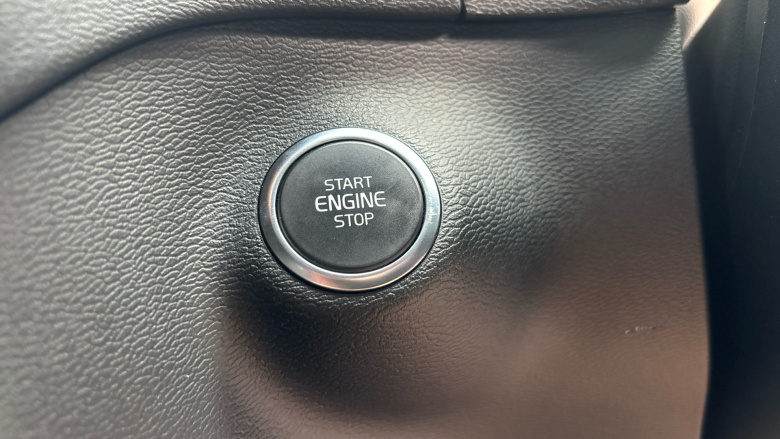 Volvo Xc40 2.0 T4 R DESIGN 5dr AWD Geartronic Petrol Estate